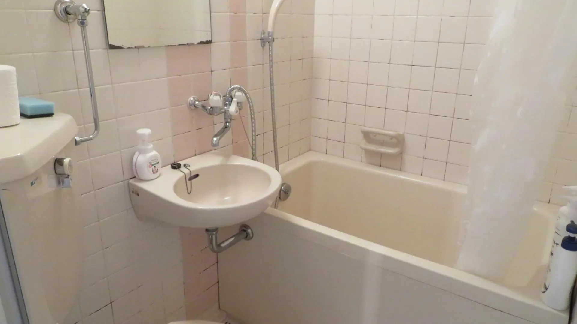 Apartment 札幌市中心部大通公園まで徒歩八分観光移動に便利なロケーションe1108 Japan